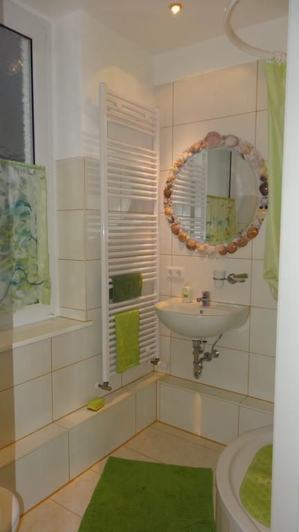 Private Gastezimmer Bei Ila Zimmerling Dresden Kamer foto
